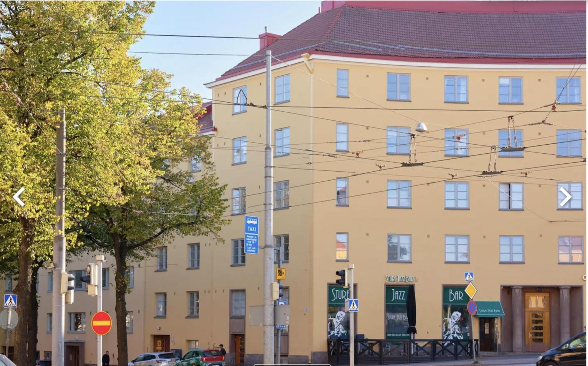 Cozy City Studio By Tram And Bus Stops Apartment